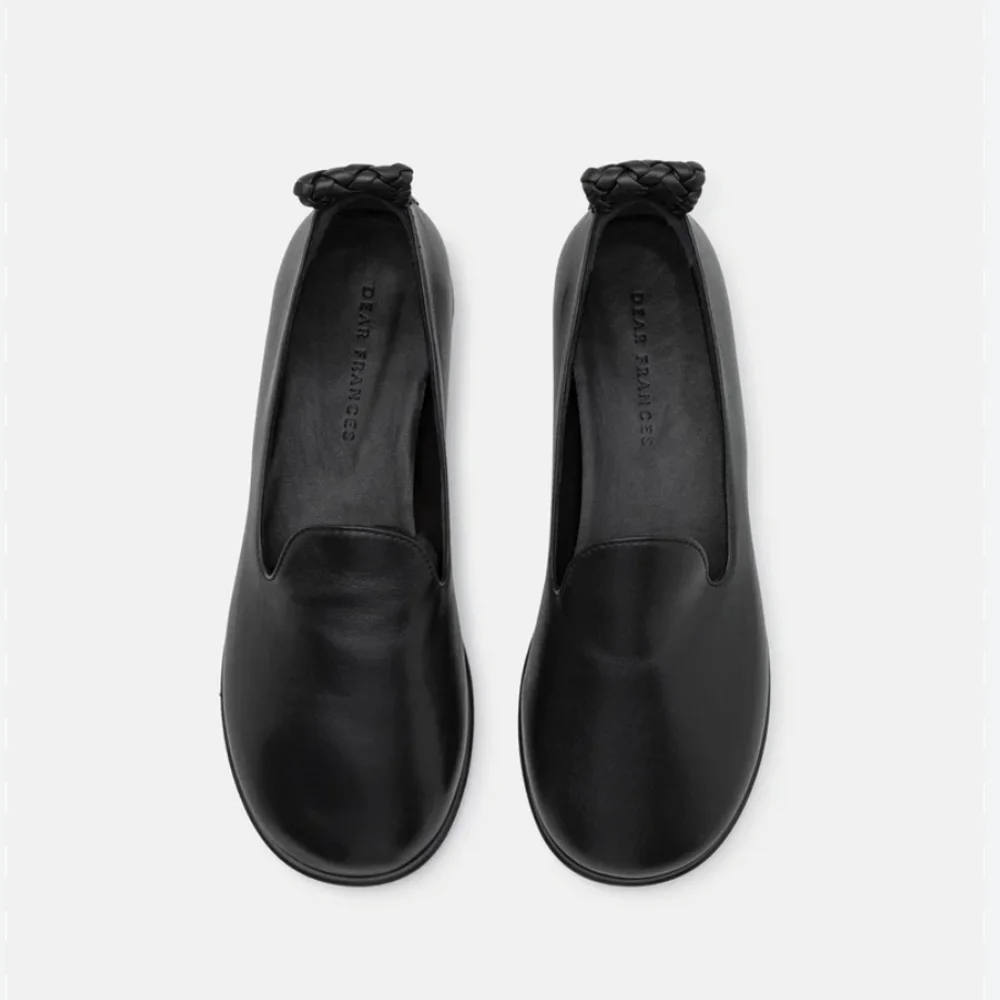 Dear Fraces Mica Flat - Picture 2 of 12